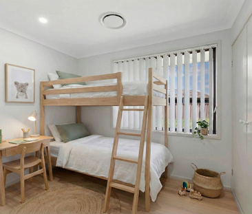 Renovated 4 bedroom home - Photo 5