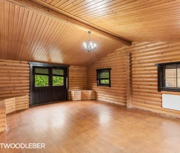 3 bedroom chalet to rent - Photo 2