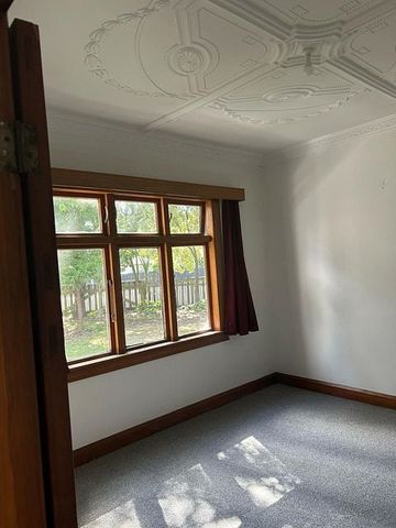 Charming 2 or 3 BR Hokowhitu Haven! - Photo 2