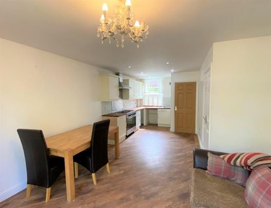 3 Bedroom Terraced To Let - Photo 1