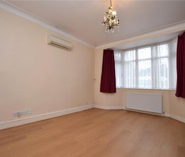 2 bedroom bungalow to rent - Photo 3