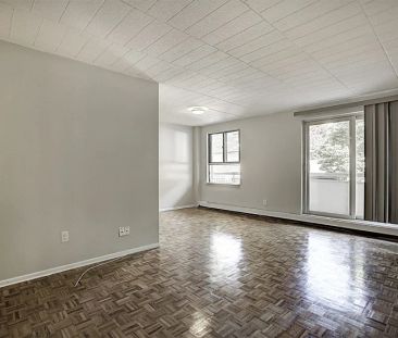 Millard Manor Apartments - Photo 3