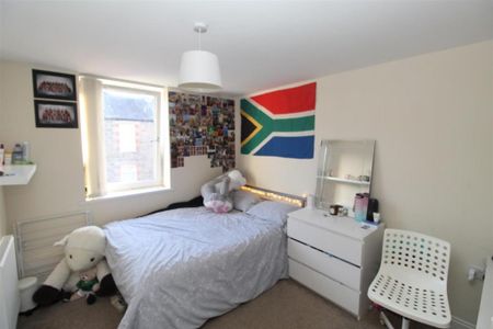 6 bedroom house to rent - Photo 4