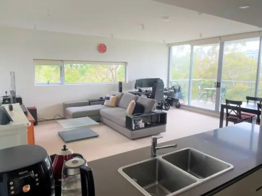 511/2 Saunders Close,Macquarie Park,New South Wales 2113, Sydney - Photo 1