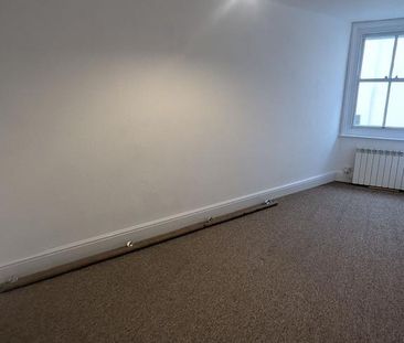 3 bedroom maisonette to rent - Photo 6