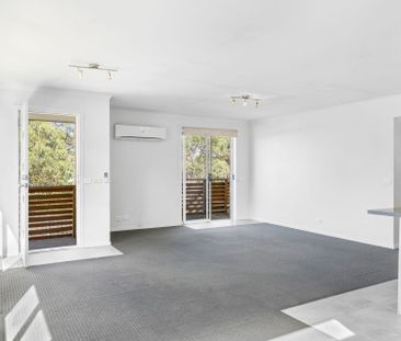 Easy Living in a Convenient Location - Photo 4
