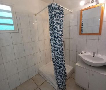 Location Appartement 3 pièces 63m² LE GOSIER 97190 - Photo 2