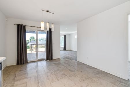 For Lease - 11 Edith Street, St. Catharines, Ontario - Photo 2