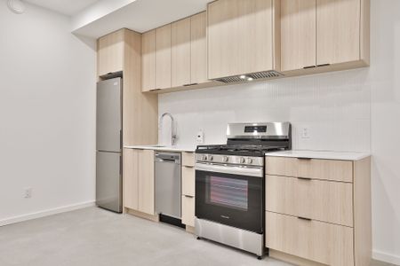For Lease - 28 Salem Avenue Unit# 4, Toronto, Ontario - Photo 5