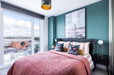 2 bedroom flat to rent - Photo 2