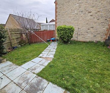 3 bedroom semi-detached house to rent - Photo 6