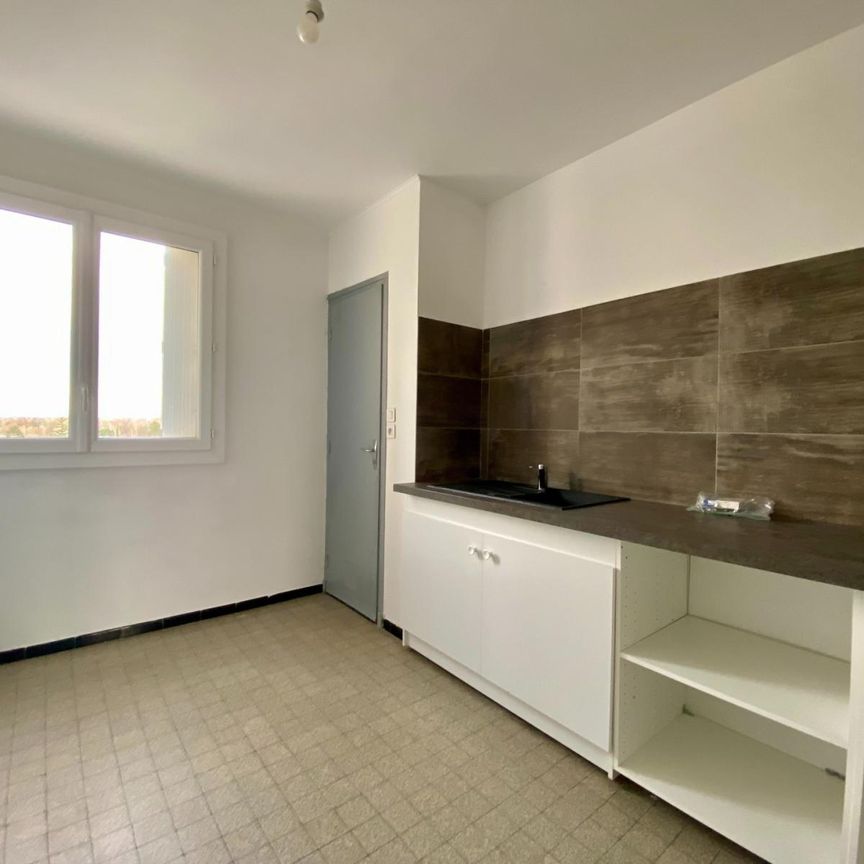« AVIGNON EM - APPARTEMENT T3 56.22M² AVEC BALCON » - Photo 1