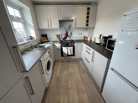 Borrowdale Croft, Leeds, Yeadon - Photo 5