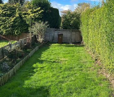 3 bedroom terraced house to rent - Photo 2