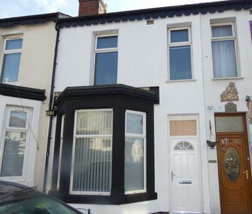 4 bedroom property to rent - Photo 2