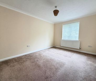 4 bedroom detached house to rent - Photo 5
