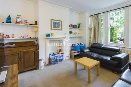 3 bedroom flat to rent - Photo 2