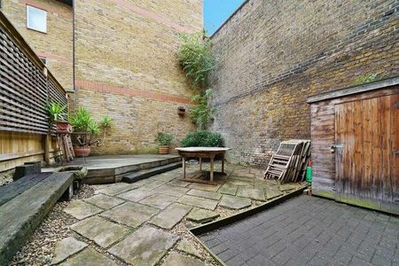 Oakley Yard, Bacon Street, Shoreditch, E2 - Photo 2