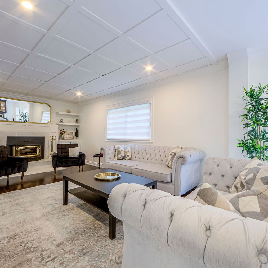 For Lease - 267 Hidden Trail, Toronto, Ontario - Photo 1