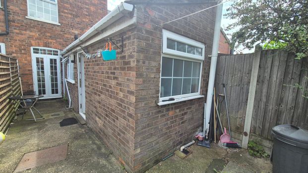 2 bedroom terraced to rent Gibbeson Street, Lincoln - Photo 1
