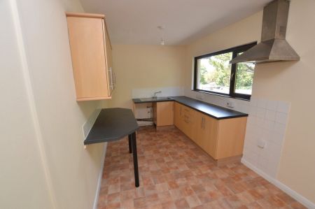 North Way, Quintrell Downs, Newquay, Cornwall, TR8 - Photo 4
