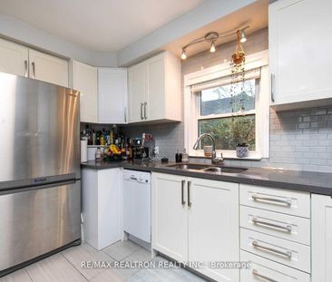 For Lease - 28 Irvington Crescent Unit# Main, Toronto, Ontario - Photo 4