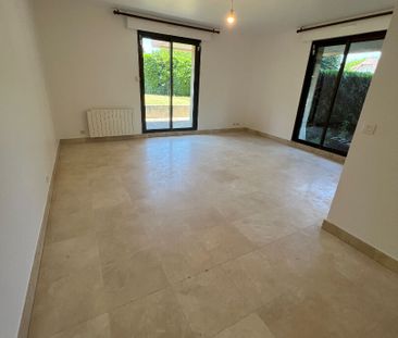 Location Appartement 1 pièce 45m² - Photo 1