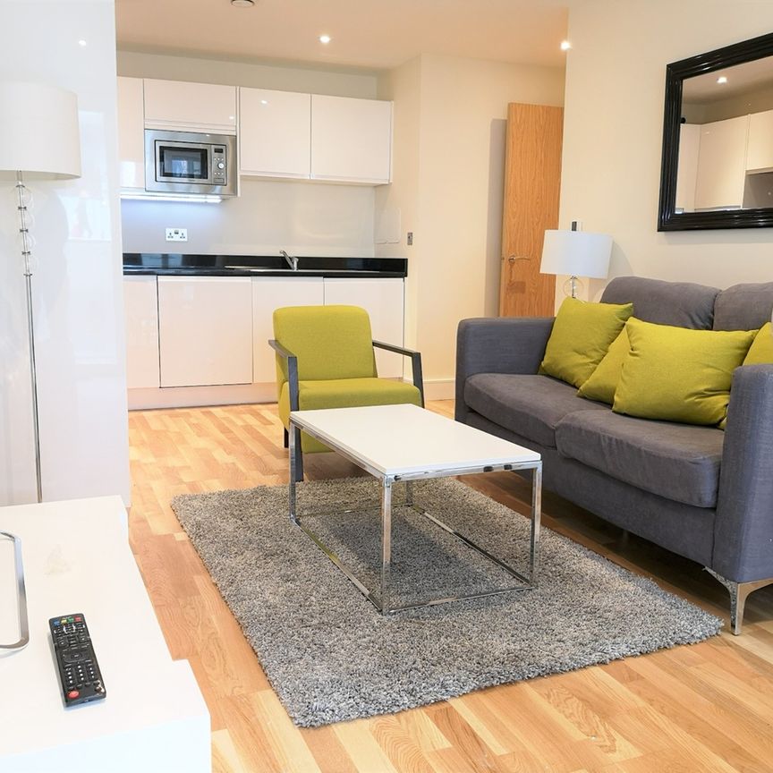2 Bed Flat, St Annes St, E14 - Photo 1