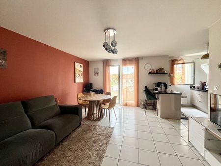 Appartement à louer - Photo 2