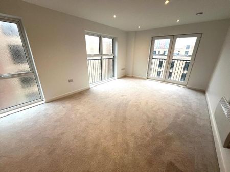 3 bedroom apartment to rent - Photo 2