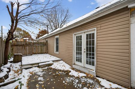 For Lease - 71 Teal Avenue, Hamilton, Ontario - Photo 2