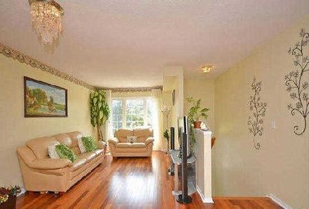 For Lease - 5030 Heatherleigh Avenue Unit# 185, Mississauga, Ontario - Photo 5