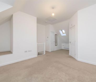 3 bed House To Let - Photo 3