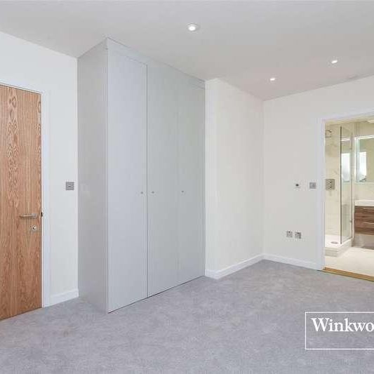 Dancastle Court, Arcadia Avenue, London, N3 - Photo 1