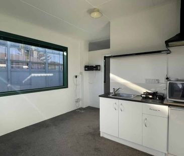 WAITARA - 1 BEDROOM - Photo 1