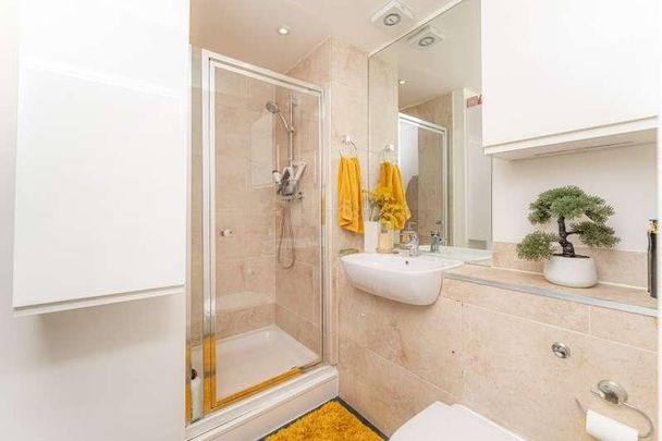 Oak Mount Lodge, London Road, Enfield, EN2 - Photo 1