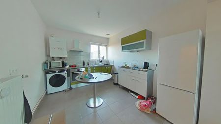 Location Appartement 3 pièces 77m² LOUDUN 86200 - Photo 5