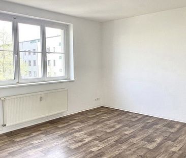 WG-geeignete 3-Zimmer Wohnung mit Einbauküche - Photo 1