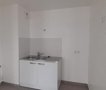 Location Appartement 3 pièces 62m² CERGY 95800 - Photo 2