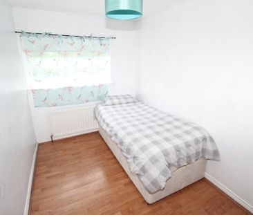 5 Thorburn Park, Newtownabbey, BT36 7AZ - Photo 3