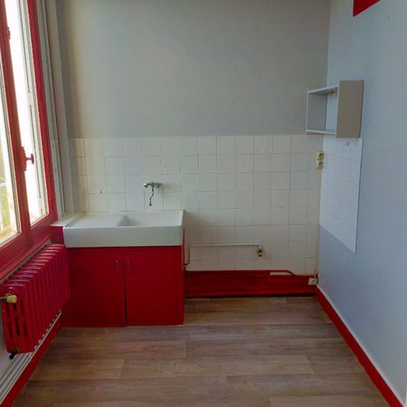 APPARTEMENT T3 - 58 m² - COEUR DE PARAY - Photo 3