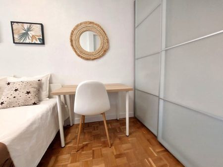 Calle de Juan Bautista de Toledo, Madrid, Community of Madrid 28002 - Photo 4