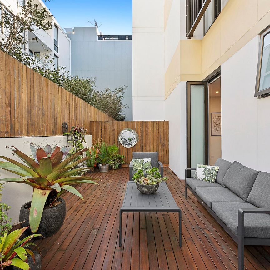 111/140 Military Road, Neutral Bay. - Photo 1