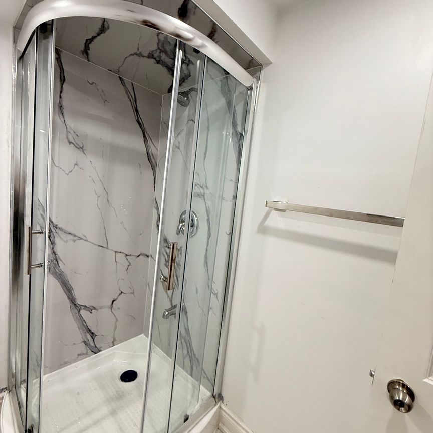 For Lease - 783 Green Street, Innisfil, Ontario - Photo 1