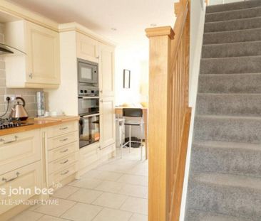 2 bedroom townhouse to rent - Photo 6