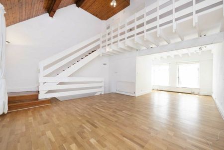 Old Brewery Mews, Hampstead, NW3 - Photo 2