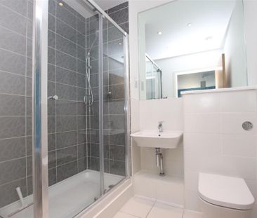 2 bedroom flat to rent - Photo 6