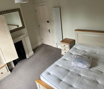 1 bedroom semi-detached house to rent - Photo 6