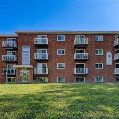 3 CH - 1 SDB - Granby - $1,450 /mo - Photo 1
