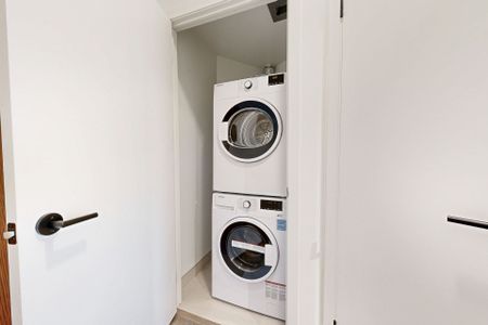 For Lease - 2495 Eglinton Avenue Unit# 1201, Mississauga, Ontario - Photo 3